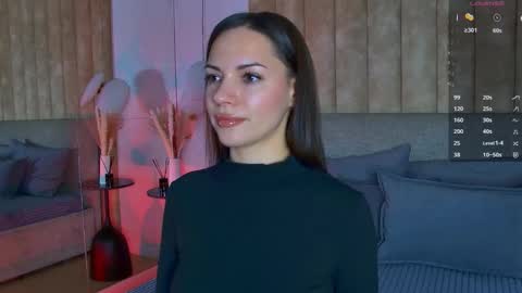 Snapshot of lolla_spencer chatting on 11/04/25, 04:17 Lolla online show from 11/04/25, 04:17