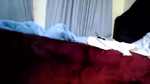 Snapshot of lolli_pop98 chatting on 03/13/26, 07:15 zuri online show from 03/13/26, 07:15