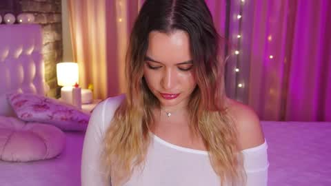 Snapshot of lollidoli__ chatting on 02/21/25, 07:21 Victoria online show from 02/21/25, 07:21