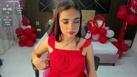 Snapshot of lolly18_ chatting on 02/14/25, 12:03 lolly18_ online show from 02/14/25, 12:03