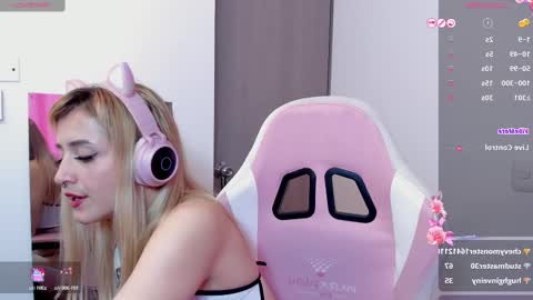 Lolly  online show from 12/26/24, 04:47