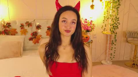 Snapshot of lolly_neal chatting on 10/26/25, 05:02 Lolly online show from 10/26/25, 05:02