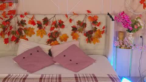 Snapshot of lolly_neal chatting on 11/10/25, 04:55 Lolly online show from 11/10/25, 04:55