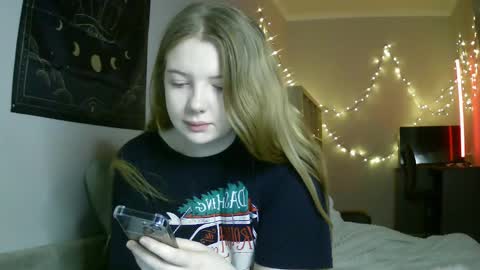 Lilly online show from 01/19/25, 03:32