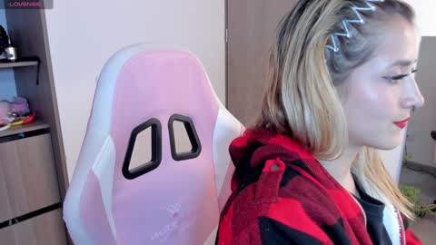 Lolly online show from 12/31/24, 07:53