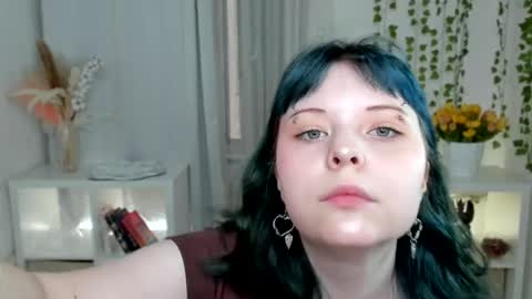 Lolly   online show from 05/17/26, 11:06