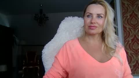 Roxy online show from 12/05/24, 11:49