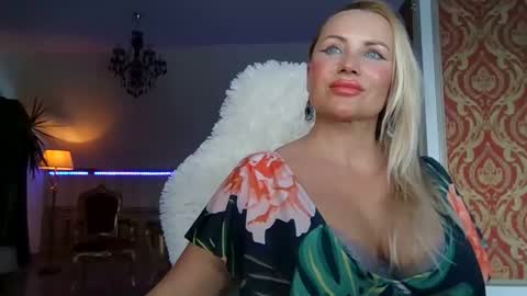 Roxy online show from 12/26/24, 02:05