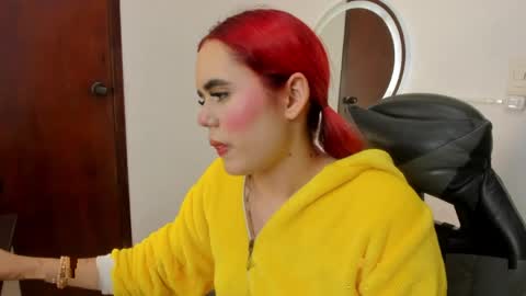 L O L Y online show from 04/09/26, 02:11