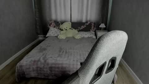 Loly online show from 05/21/26, 09:05