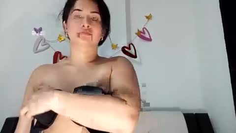 estehfania online show from 06/27/26, 10:26