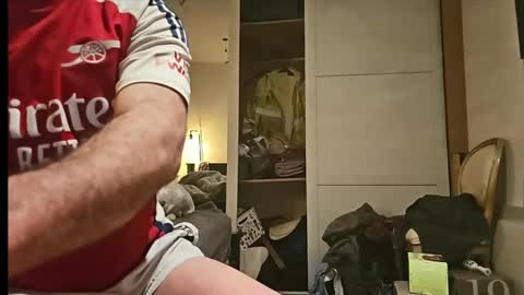 Snapshot of london_boy_35 chatting on 02/27/26, 02:33 hey you online show from 02/27/26, 02:33