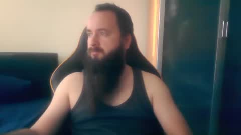 london_man1988 online show from 10/24/25, 07:38