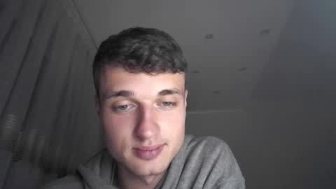 london_tomy online show from 12/21/25, 02:19