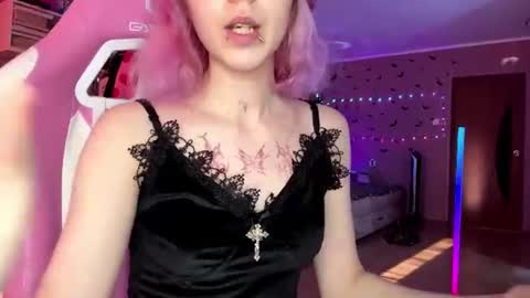 lone1y_bunny online show from 07/12/26, 02:19