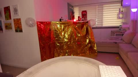 Snapshot of lonelly_lolly98 chatting on 01/02/25, 10:11 SABRINA online show from 01/02/25, 10:11