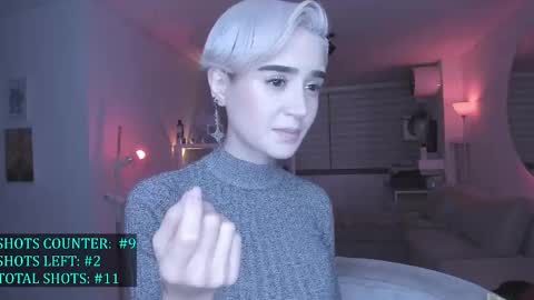 Snapshot of lonelly_lolly98 chatting on 02/28/25, 12:32 SABRINA online show from 02/28/25, 12:32