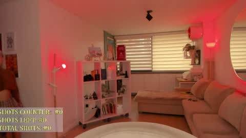 Snapshot of lonelly_lolly98 chatting on 03/05/25, 10:21 SABRINA online show from 03/05/25, 10:21