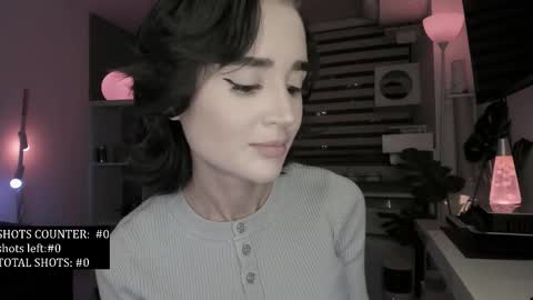 Snapshot of lonelly_lolly98 chatting on 11/30/25, 02:48 SABRINA online show from 11/30/25, 02:48