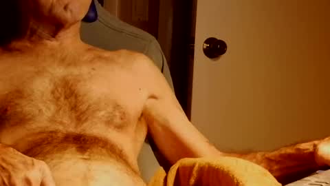 Snapshot of lonely4u62 chatting on 07/15/26, 08:52 Burt online show from 07/15/26, 08:52