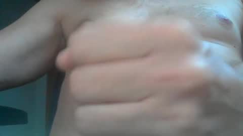 Snapshot of lonesomelust83 chatting on 09/28/25, 04:34 lonesomelust83 online show from 09/28/25, 04:34