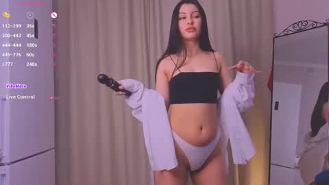 Shy EvaStreams are everyday 9 AM - 3 PM GMT 3  online show from 02/11/26, 10:42