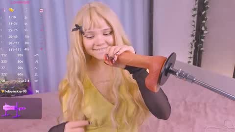 Shy EvaStreams are everyday 9 AM - 3 PM GMT 3  online show from 03/22/26, 05:55