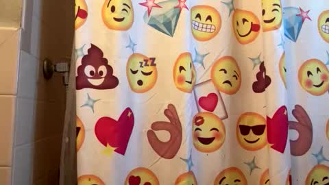 longdick136583483 online show from 02/04/26, 09:42