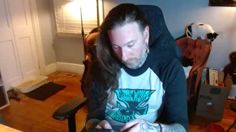 longhair online show from 12/05/25, 01:25