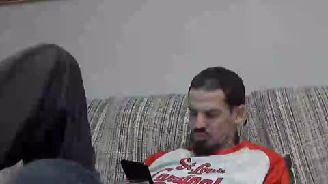 Snapshot of longnight5 chatting on 01/30/25, 11:02 Alejandro Rulitos Twitter longnight55 Intagram 5longnight5 online show from 01/30/25, 11:02