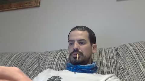 Alejandro Rulitos Twitter longnight55 Intagram 5longnight5 online show from 12/19/25, 04:25