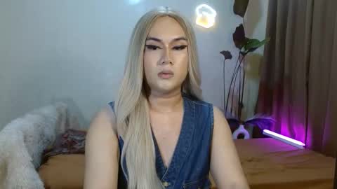 Snapshot of longoria_crawford chatting on 09/13/25, 11:48 My Lover Dadddy roberto online show from 09/13/25, 11:48