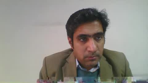 Snapshot of longthick1985 chatting on 12/18/24, 10:19 Lleida-man online show from 12/18/24, 10:19