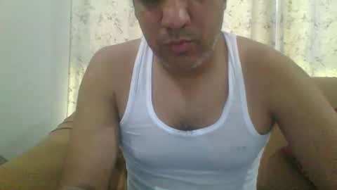 Snapshot of longthick1985 chatting on 04/19/26, 10:25 Lleida-man online show from 04/19/26, 10:25
