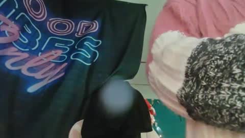 Londoncashmere69  online show from 12/07/24, 03:04