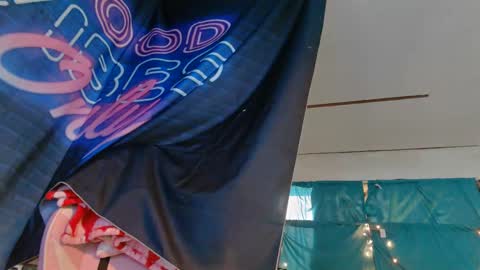 Londoncashmere69  online show from 01/10/25, 03:58