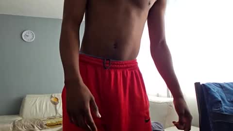 Snapshot of looch2023 chatting on 02/27/25, 09:43 SweetCandy online show from 02/27/25, 09:43