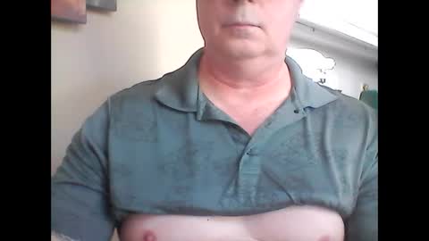 look823 online show from 09/11/25, 01:44