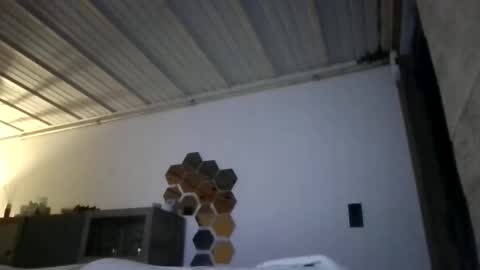 loonelyy online show from 01/07/26, 08:00