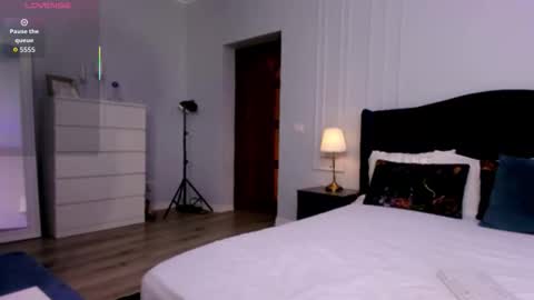  Annie online show from 02/17/26, 12:40