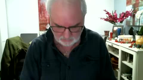 loop102 online show from 12/30/24, 02:20