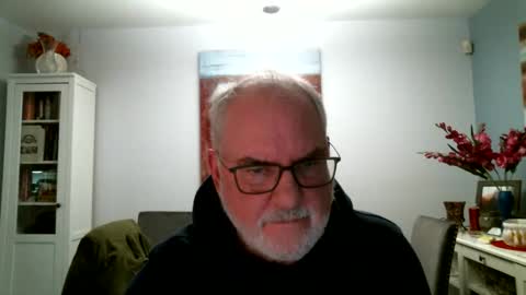 loop102 online show from 02/01/25, 01:02