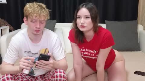 Jean and Isa right couple Mark and Eva left couple online show from 10/13/25, 11:32