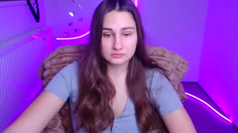 Lora online show from 02/07/26, 06:50