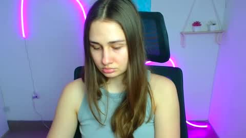 Lora online show from 03/09/26, 06:28