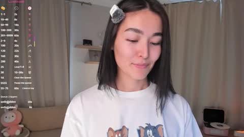 Lora control 2 min for every new Fan Club subscriber online show from 02/19/26, 08:32