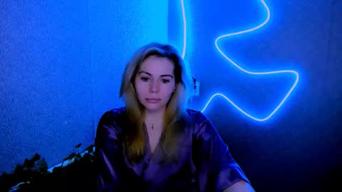 Lora online show from 02/11/26, 03:11