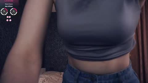 Lora online show from 11/19/25, 05:07