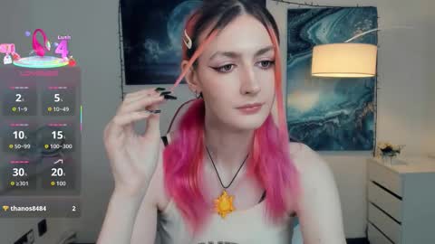 Lora online show from 10/25/25, 11:51