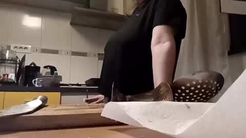 Lora online show from 01/25/25, 09:25